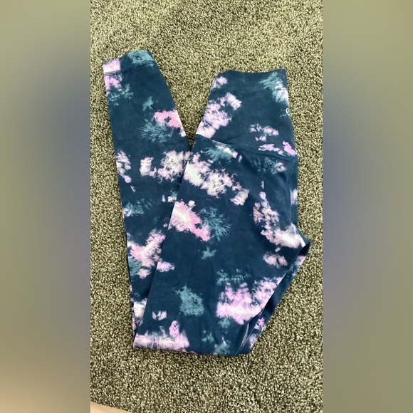 NWOT Align Legging 28” length - Picture 2 of 2